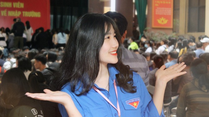 Tuổi 20 rực rỡ như một đóa hoa dưới mái trường Nội vụ - ảnh 14