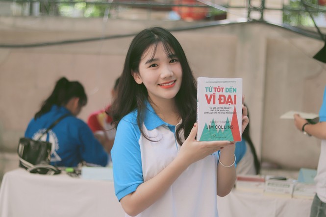Tuổi 20 rực rỡ như một đóa hoa dưới mái trường Nội vụ - ảnh 1