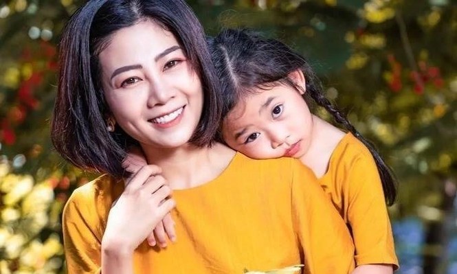Thanh Thảo khuyên Phùng Ngọc Huy đón con gái sang Mỹ - ảnh 2