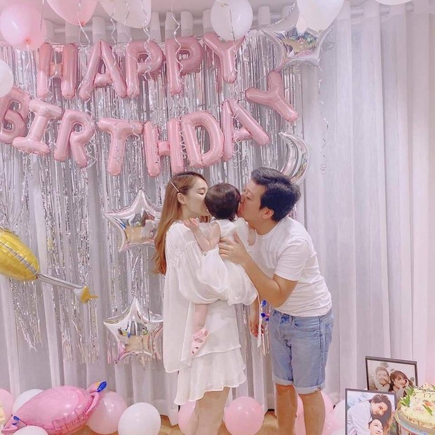 Trường Giang lần đầu công khai ảnh con gái - ảnh 1