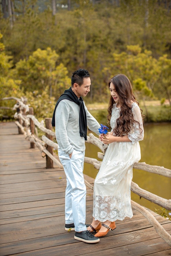 Kết hôn đã 10 năm, Lý Hải - Minh Hà vẫn lãng mạn như thưở mới yêu - ảnh 1