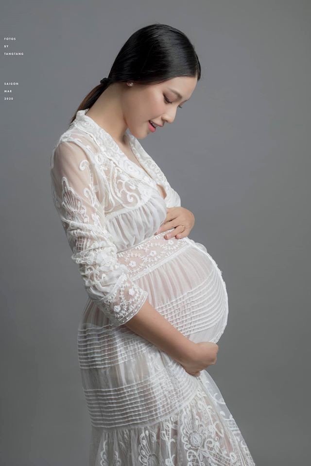 Hoàng Oanh lộ ảnh bụng nhỏ bất thường, phải chăng đã sinh con đầu lòng? - ảnh 3