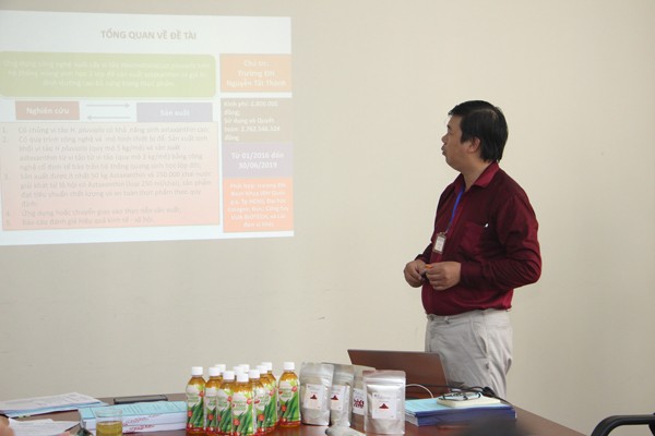 Trường đại học sản xuất nước giải khát chứa astaxanthin đầu tiên trên thế giới - ảnh 1