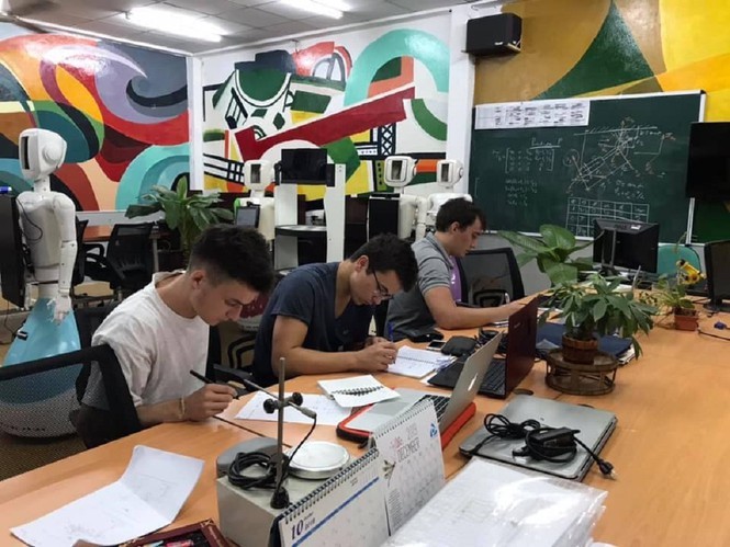 Trường đại học chạy đua “vợt” du học sinh bị ảnh hưởng dịch COVID-19 - ảnh 2