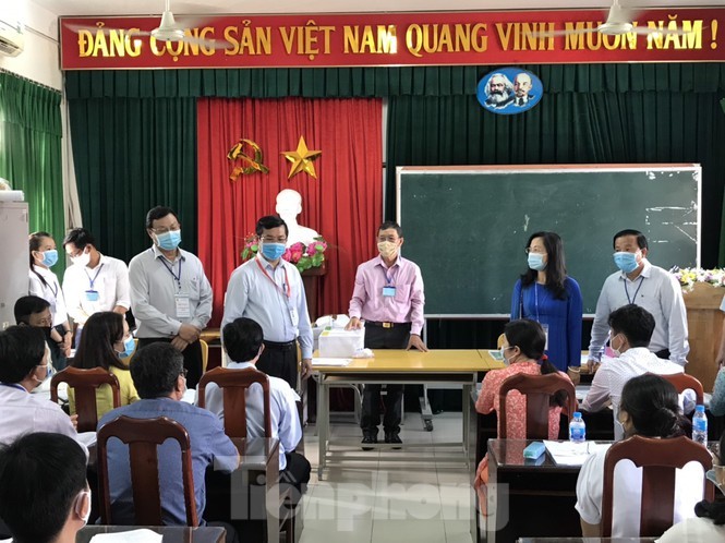 Kỳ thi tốt nghiệp THPT 2020 có tính lịch sử vì ảnh hưởng của dịch COVID-19 - ảnh 1