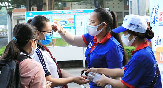 Do lỗi của giám thị, sáng nay thí sinh 3 tỉnh phải thi lại tốt nghiệp - ảnh 1