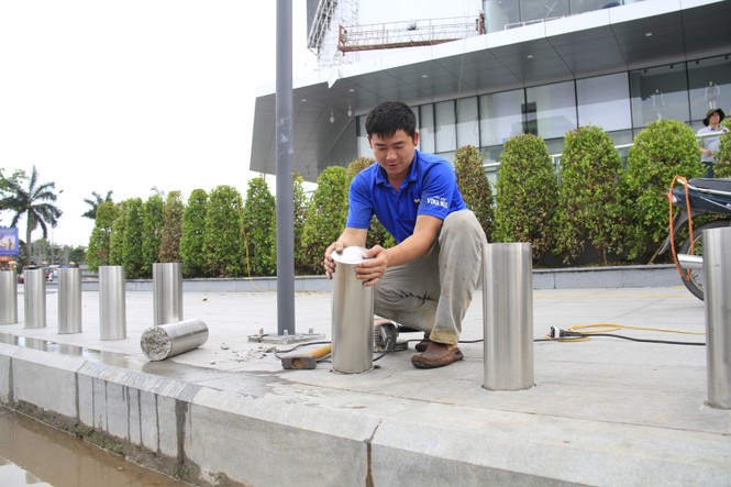 Hàng trăm cọc sắt biến vỉa hè thành “lãnh địa riêng” đã được nhổ bỏ - ảnh 11