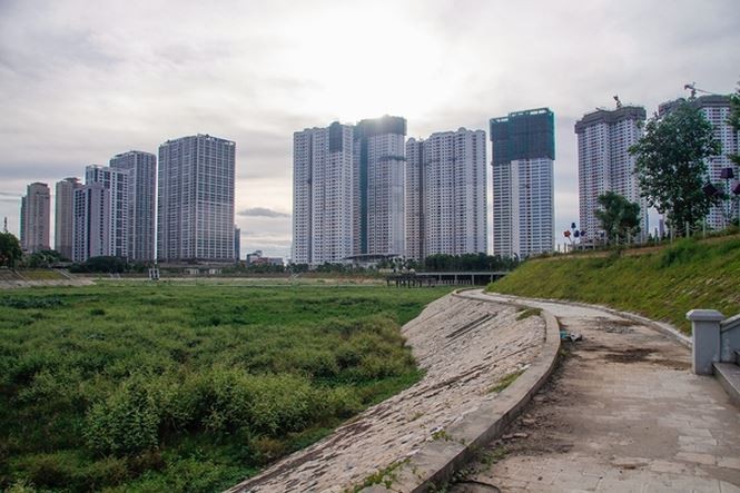 Hà Nội lên tiếng về Công viên Nhân Chính 300 tỷ đồng 'nằm im' - ảnh 1