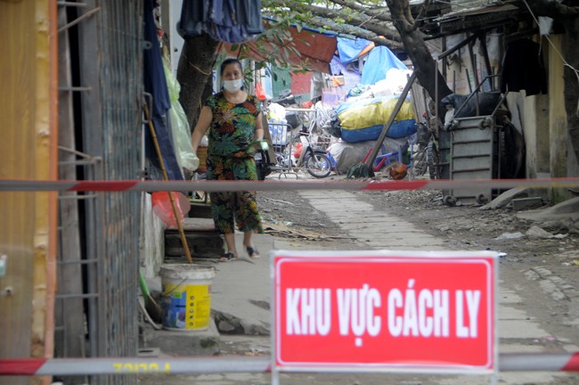 Chuyện ở khu cách ly ngõ 165 Cầu Giấy - ảnh 1