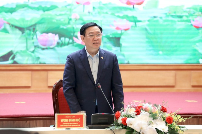 Bí thư Hà Nội: Cán bộ đừng nghĩ mình làm sai trên không biết gì - ảnh 2