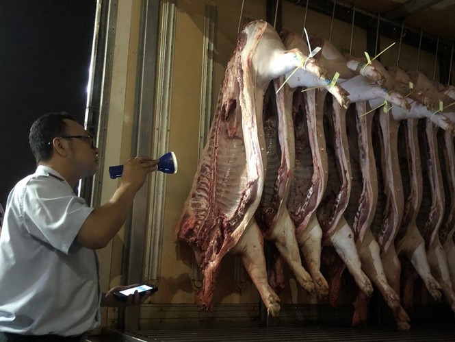 Tội phạm ẩn náu ở chợ đầu mối Sài Gòn - ảnh 8