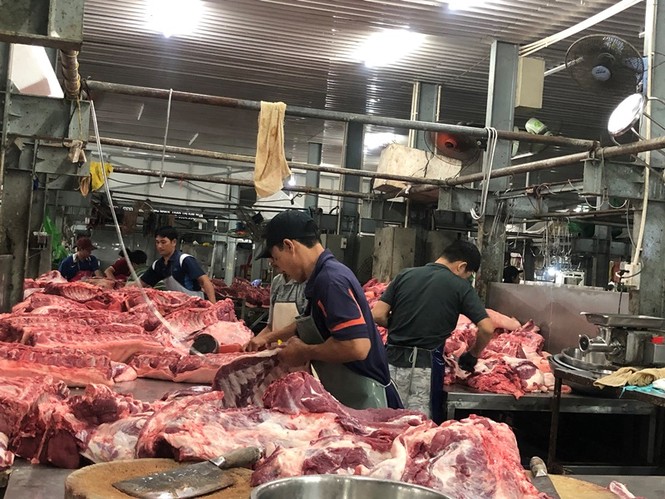 Tội phạm ẩn náu ở chợ đầu mối Sài Gòn - ảnh 3