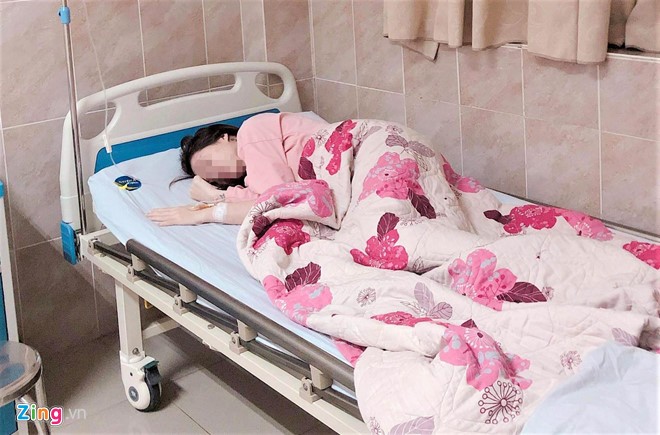 Khách ngộ độc tập thể, hệ thống nhà hàng tiệc cưới Adora bị phạt 16 triệu đồng - ảnh 2