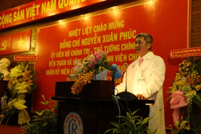 Thủ tướng mong muốn cán bộ y tế xem người bệnh như ruột thịt - ảnh 2
