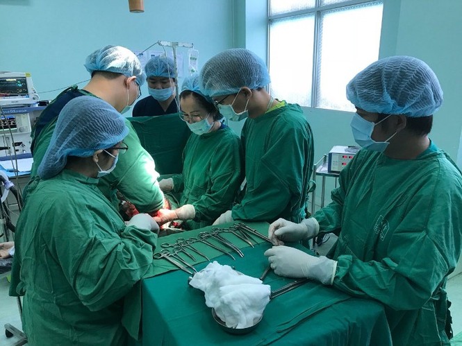 Suýt chết vì lầm tưởng khối u 18 kg là…mỡ bụng - ảnh 3