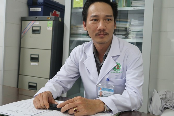 Đang uống cà phê, người đàn ông bỗng ngưng tim, ngưng thở - ảnh 1