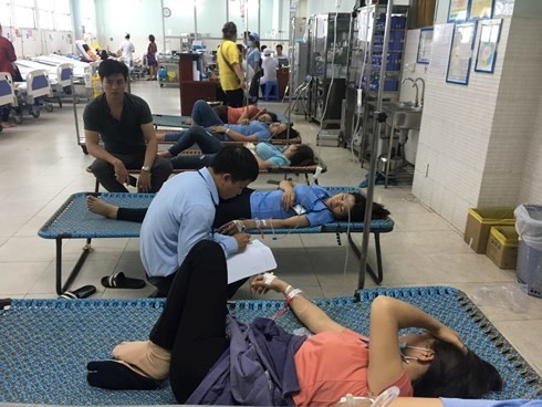 Đặt cơm chay ăn vào rằm tháng giêng, 24 người nhập viện nghi ngộ độc - ảnh 1