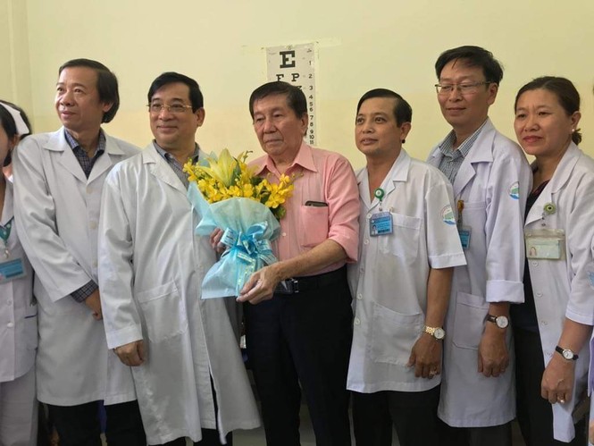 Bệnh nhân Việt kiều Mỹ nhiễm COVID-19:'Các BS đã cho tôi sự sống một lần nữa' - ảnh 3