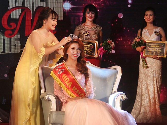Lộ diện nhan sắc Hoa khôi Sinh viên Hà Nội 2015 - ảnh 3