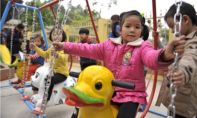 Bàn giao công trình thanh niên 'Thắp sáng đường quê' - ảnh 8