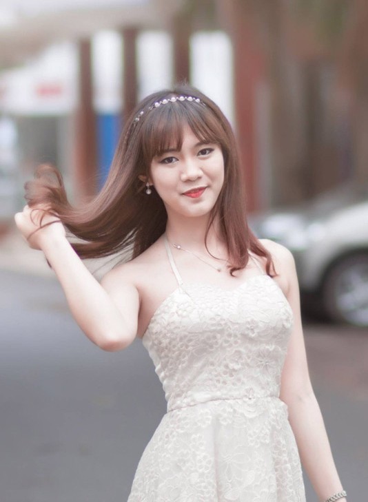 12 nữ sinh Trường Xây dựng cùng khoe sắc - ảnh 7