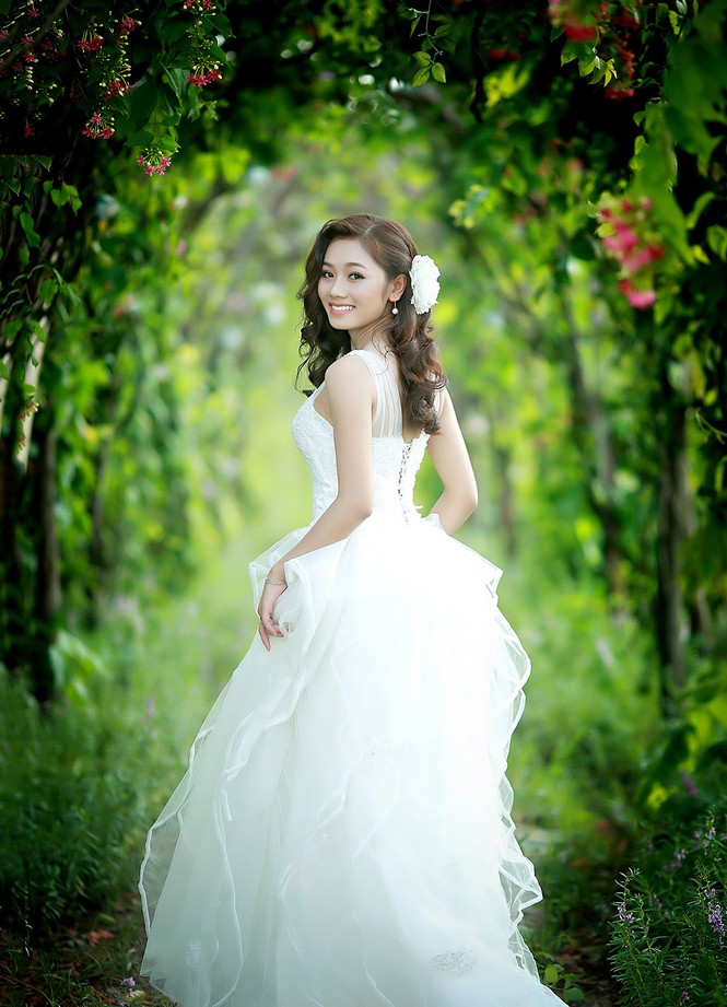 Ngắm thí sinh iMiss Thăng Long diện áo cưới tinh khôi - ảnh 25