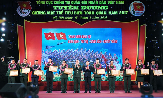 Vinh danh 22 Gương mặt trẻ tiêu biểu, triển vọng toàn quân 2017 - ảnh 8