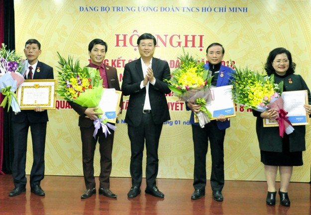 Tạo dấu ấn, sức bật mới trong phong trào tình nguyện - ảnh 6