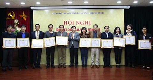 Tạo dấu ấn, sức bật mới trong phong trào tình nguyện - ảnh 8
