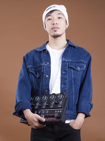 Sơn Tùng M-TP, Thái Sơn Beatbox và Lộn Xộn Band 'quẩy' cùng sinh viên - ảnh 2