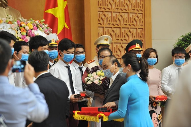 Thủ tướng gặp mặt các Gương mặt trẻ Việt Nam tiêu biểu năm 2019 - ảnh 4