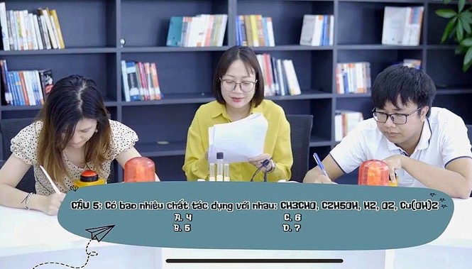 Kẻ ghét người yêu Hóa học 'cà khịa' bằng thơ, so tài cao thấp hút cộng đồng mạng - ảnh 3