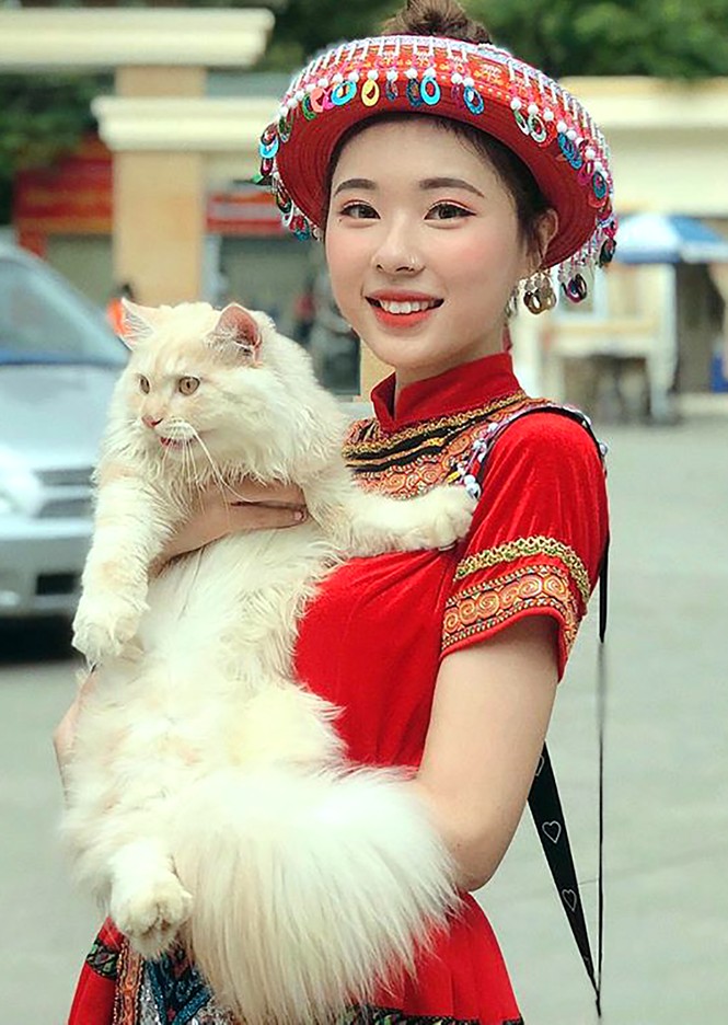 Á khôi Văn hóa Du lịch Hà Nội 'học cười để tạo thiện cảm' - ảnh 2