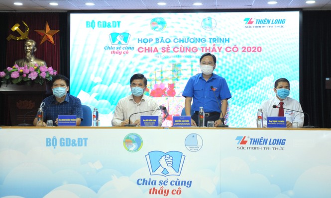 Chia sẻ cùng thầy cô vùng khó trong mùa dịch COVID-19 - ảnh 1