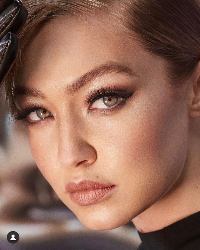 Đột nhập tiệc sinh nhật lần 25 của Siêu mẫu Gigi Hadid bên bạn trai -ca sĩ Zayn Malik - ảnh 6