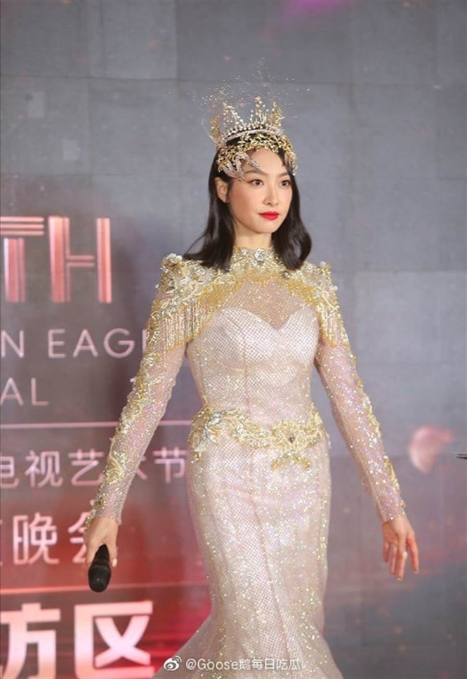 Tại sao “Nữ thần Kim Ưng” vẫn bị khán giả đặt lên “bàn cân“ dù lễ trao giải đã qua? - ảnh 10