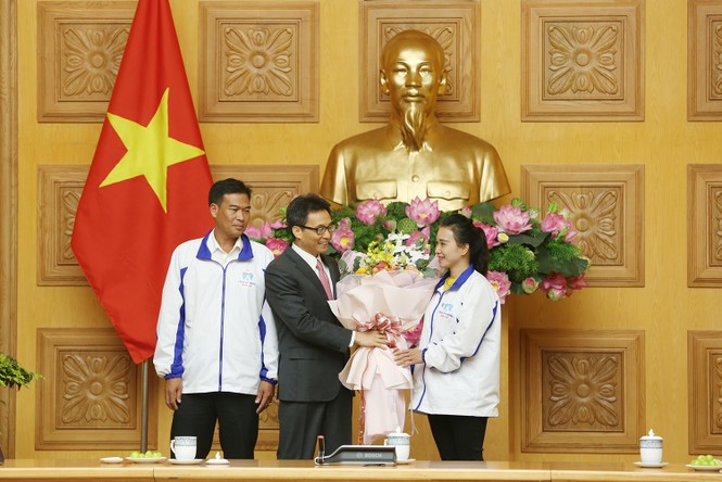 Gặp mặt giáo viên dân tộc thiểu số trong chương trình “Chia sẻ cùng thầy cô“ - ảnh 2