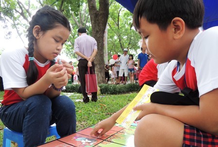 Học trò sa sút tinh thần vì áp lực học tập - ảnh 1