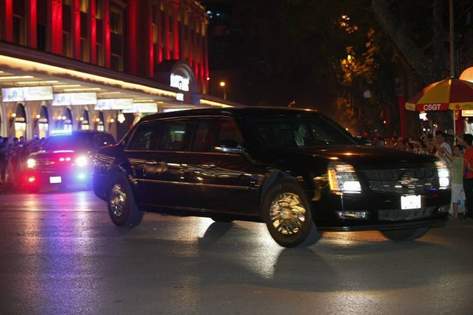 Ông Obama thưởng thức bún chả Hà Nội - ảnh 13