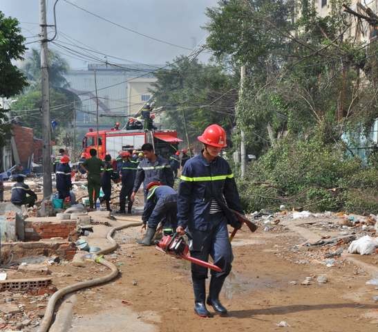 Lửa lại bùng phát tại công ty may ở Cần Thơ - ảnh 5