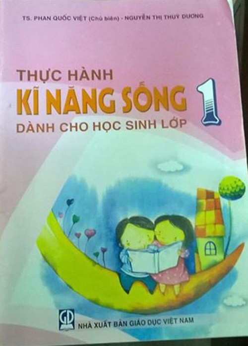 Bộ Giáo dục yêu cầu thu hồi sách dạy đi trên thủy tinh - ảnh 1