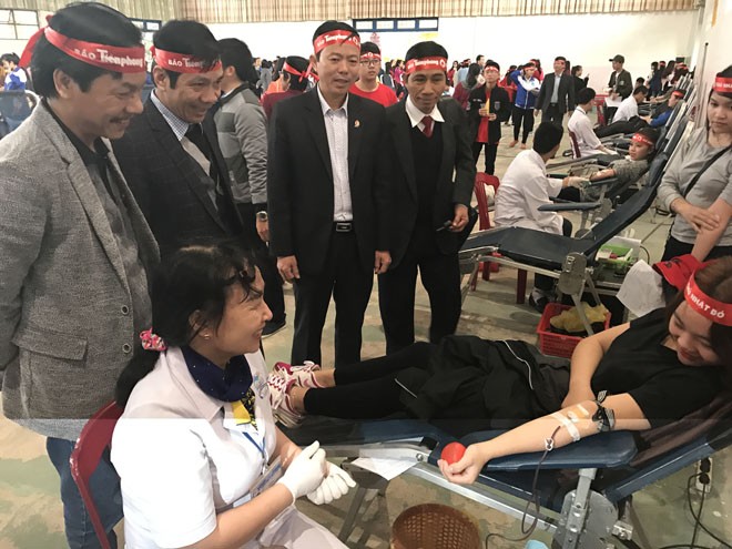 Chủ Nhật Đỏ tại Quảng Bình thành công ngoài mong đợi - ảnh 1
