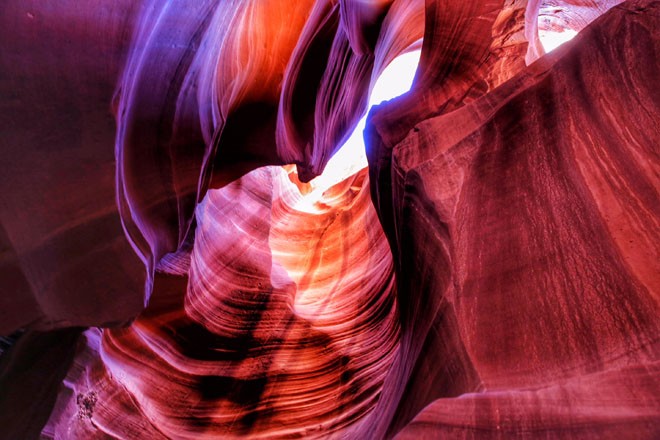 Bí ẩn hẻm núi Antelope Canyon có một không hai thế giới - ảnh 9