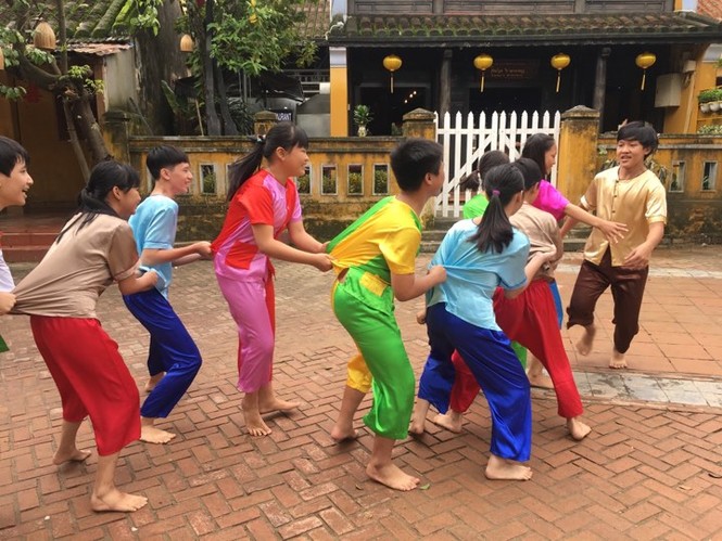 Tái hiện đô thị cổ Hội An đầu thế kỷ XX trong ngày đón đoàn APEC - ảnh 4