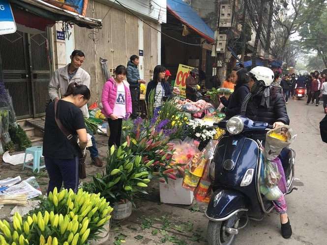 Đồ cúng ông Công, ông Táo ở chợ Hà Nội đồng loạt tăng giá - ảnh 5