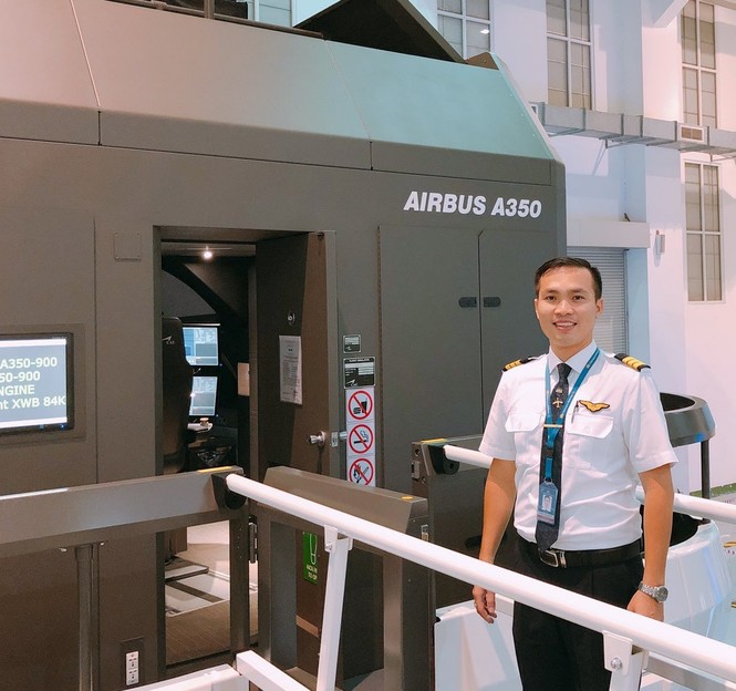 Nghề bay sẽ theo mình hết cả cuộc đời - ảnh 1