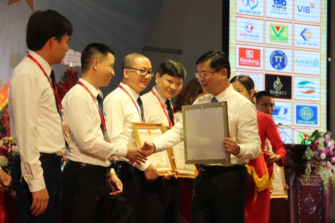 Ông chủ hãng xe Văn Minh được bầu giữ chức Chủ tịch Hội doanh nghiệp trẻ - ảnh 3