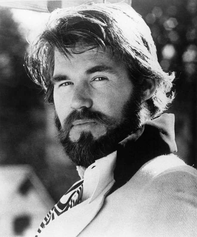 Huyền thoại âm nhạc Kenny Rogers qua đời ở tuổi 81 - ảnh 1