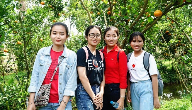 Vườn quýt Lai Vung tấp nập đón khách dịp cận Tết - ảnh 7