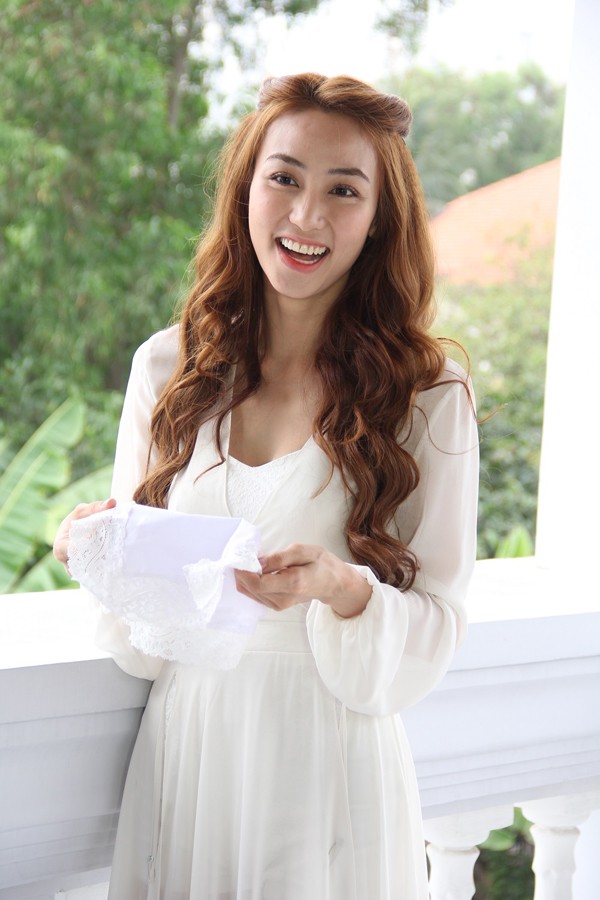 Ngân Khánh hóa 'ngọc nữ' của Shakespeare đêm chung kết - ảnh 1